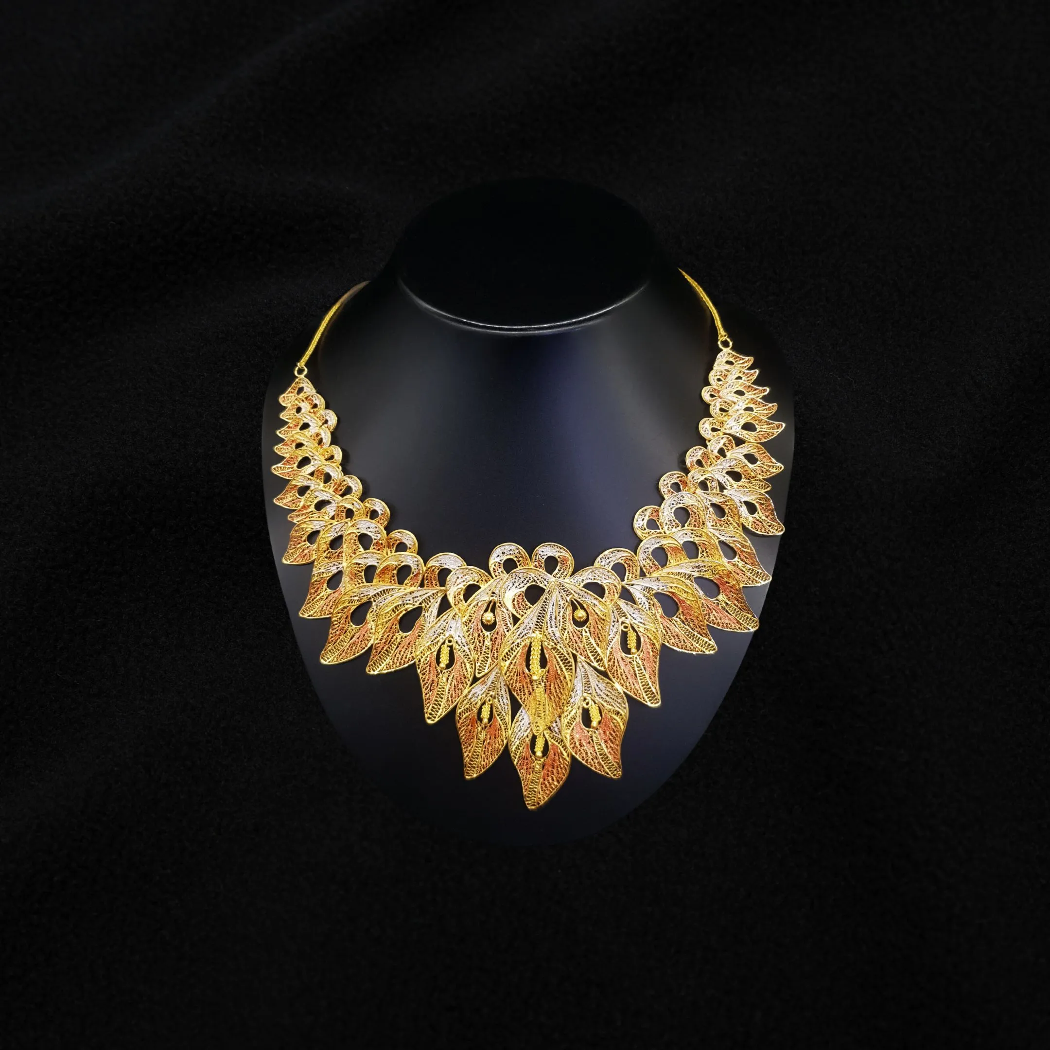 Kalung Kandari Sekar Agni